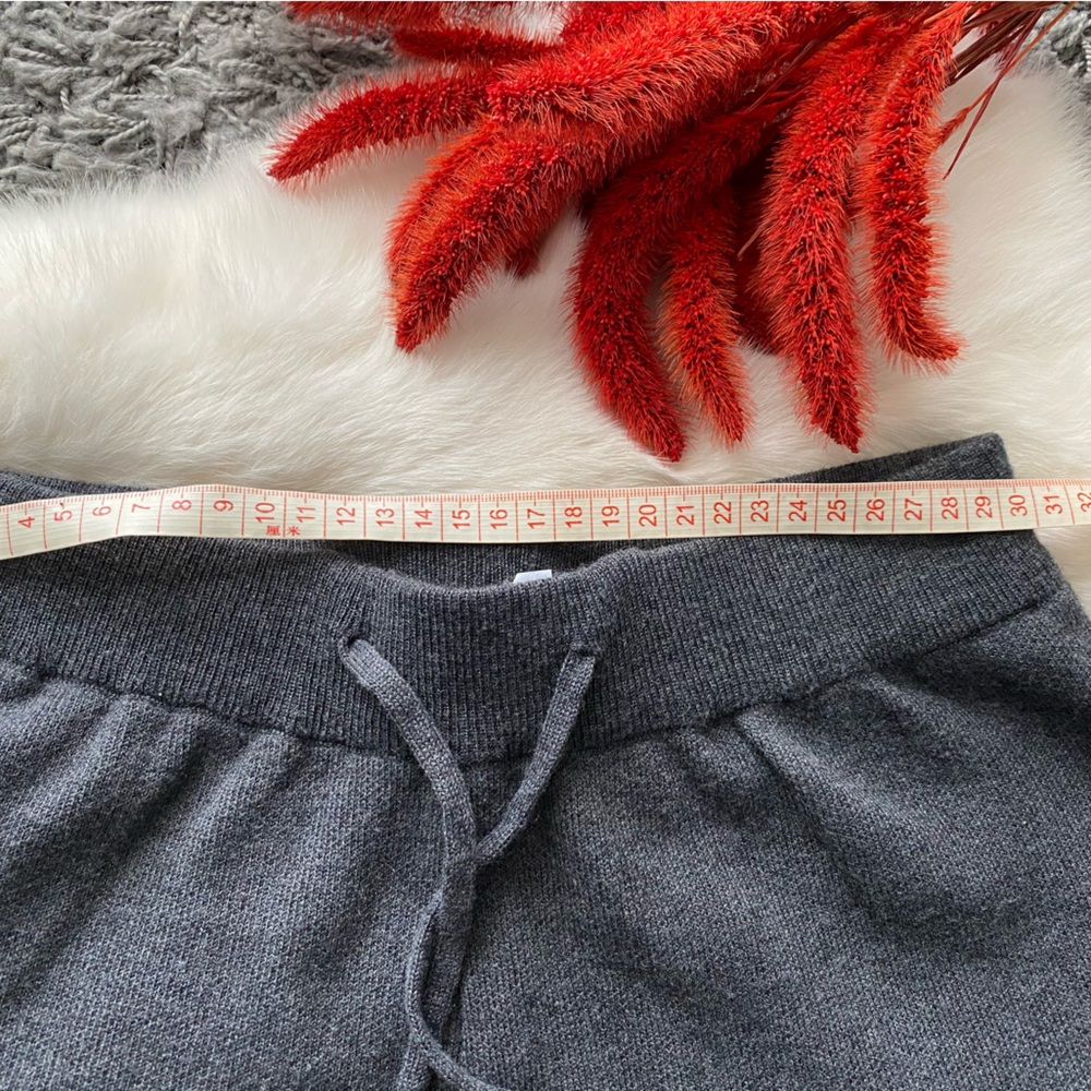 OneUp Active Club Textured Knit Shorts - Picture 4 of 6